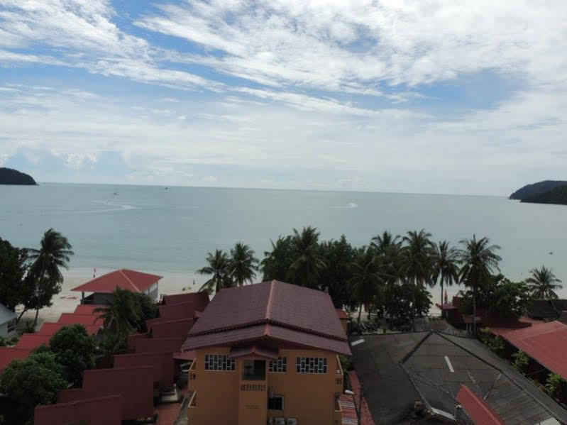 Royal Agate Beach Resort Pantai Cenang  Exterior photo